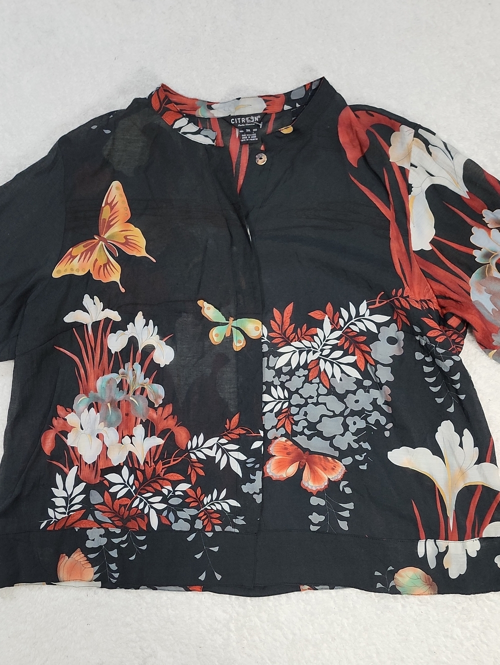 Citron Santa Monica Floral Butterfly 3/4 Sleeve Button Front Blouse